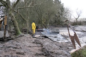 Picture of clearance work at Drumore Pond, December 2009, 27KB